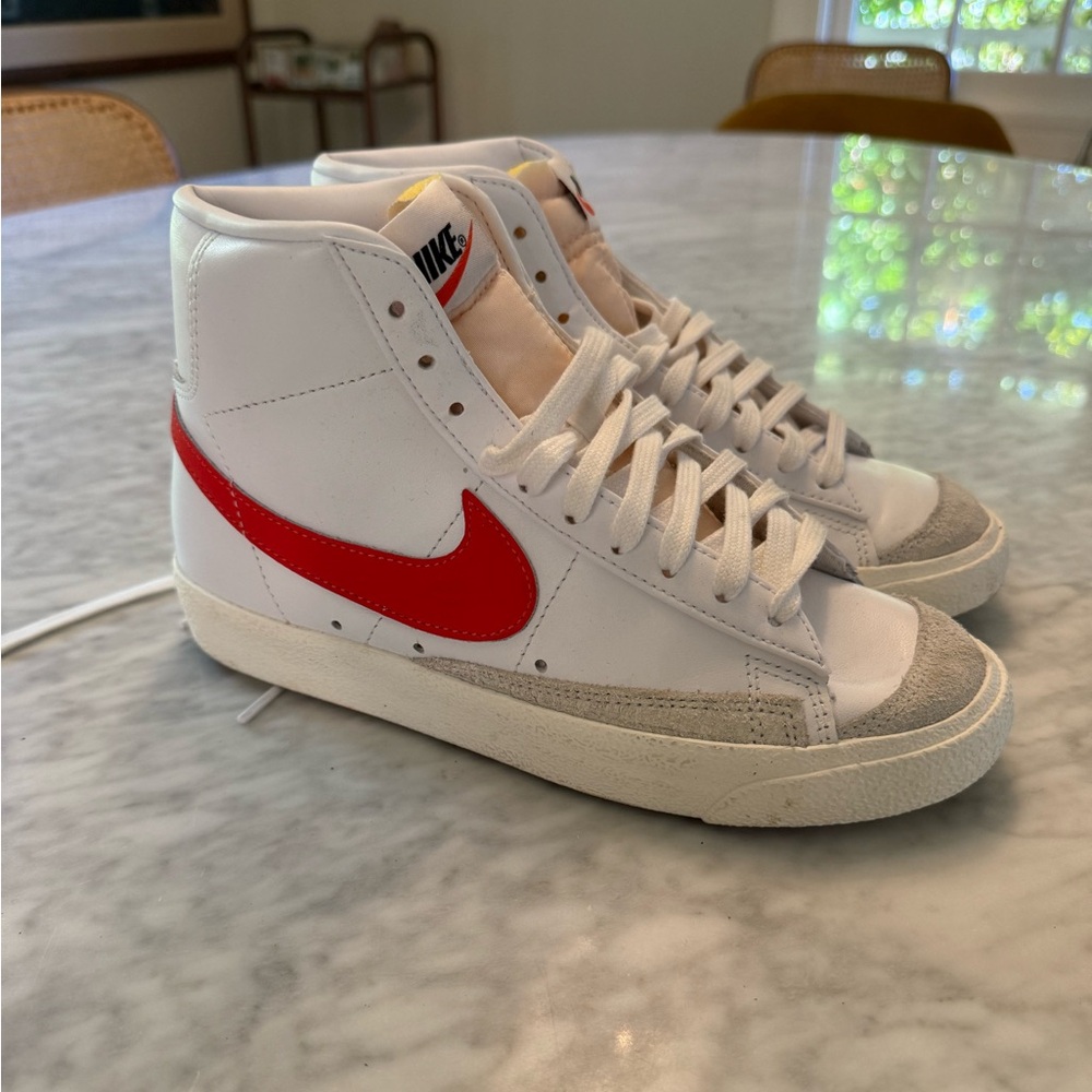 Nike Blazer Mid ‘77 Sneakers, Habanero Red, Size 6.5